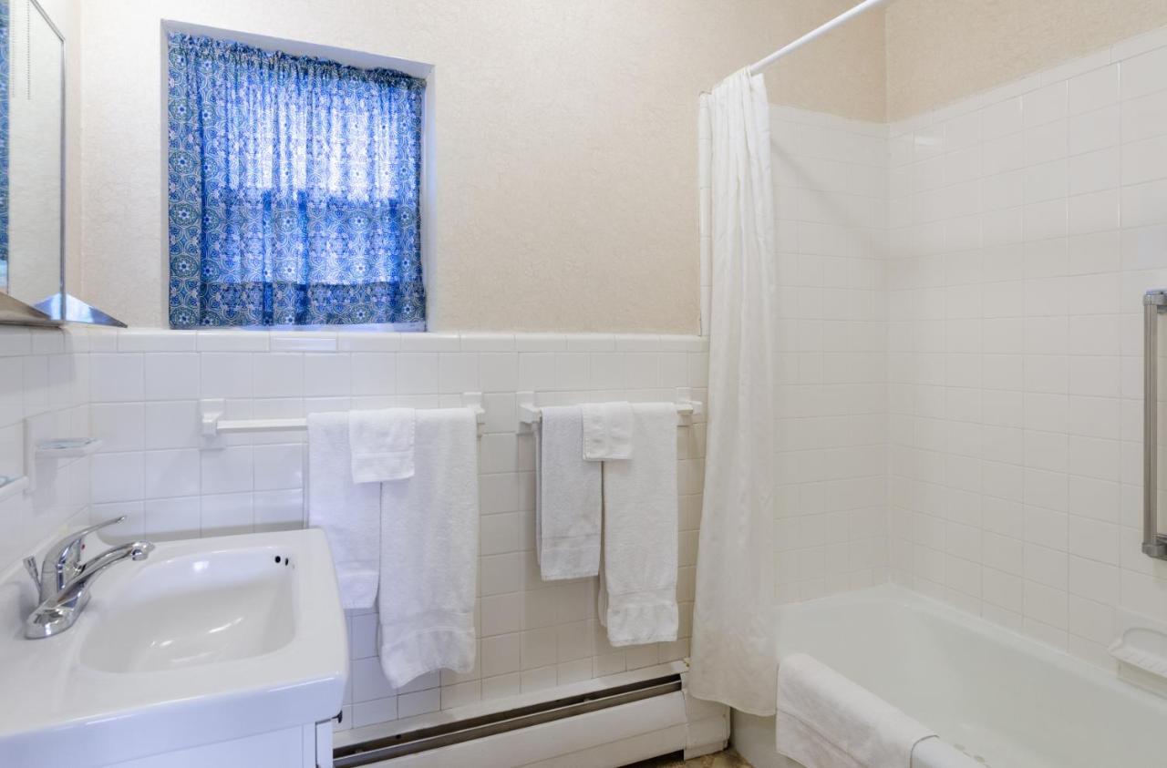 Knob Hill Motor Lodge ヒルズビル エクステリア 写真